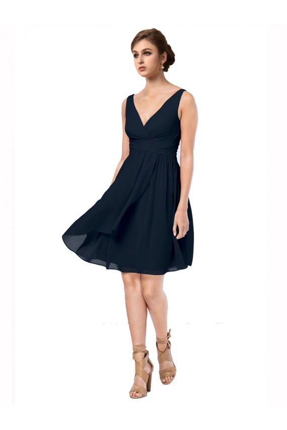 Bleu marine foncé Trapèze Col V Mousseline Courte Robes demoiselle d'honneur / Robes de cocktail en Ligne